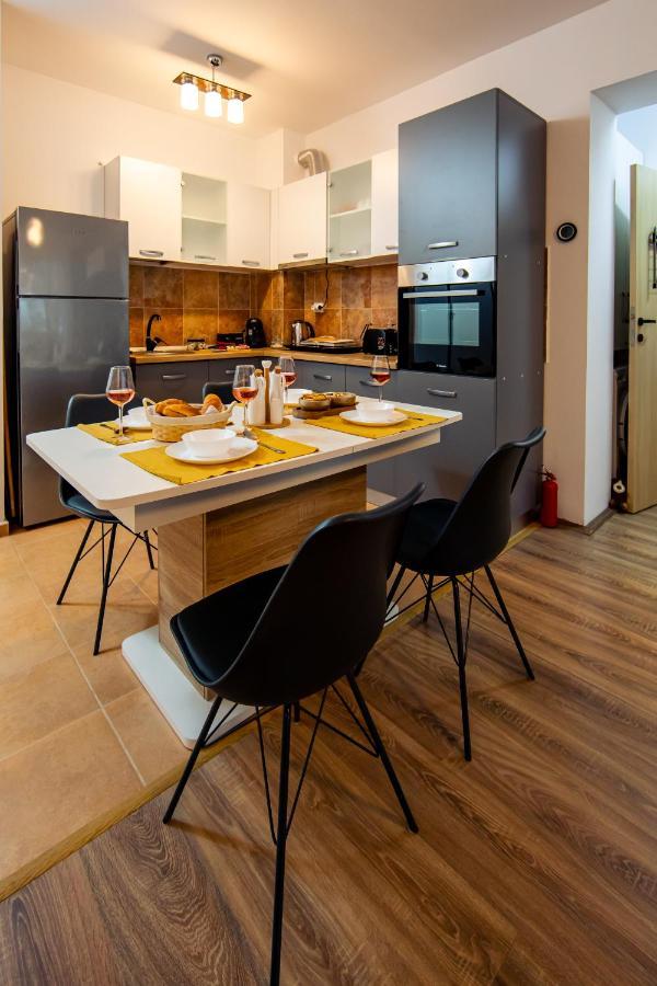 Apartment & Garden With Stunning View Sinaia